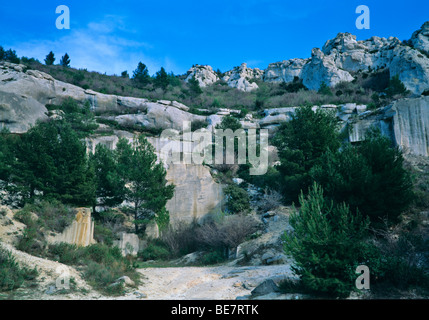 La paroi rocheuse des Alpilles sous réserve de peintures de Vincent Van Gogh durant son séjour à St Rémy de Provence Banque D'Images