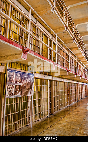 Rangée de cellules et les principaux prisonniers de célèbre Alcatraz Prison sur l'île de la baie de San Francisco Californie Banque D'Images