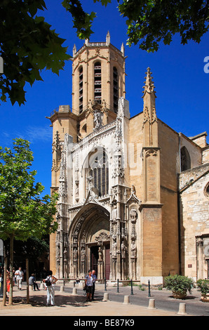 La CATHÉDRALE DE SAINT-SAUVEUR, AIX EN PROVENCE Banque D'Images