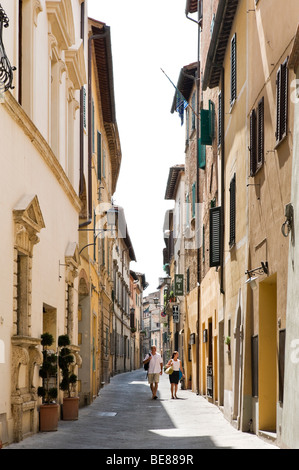 Le Corso, la rue principale de la vieille ville, Montepulciano, Toscane, Italie Banque D'Images