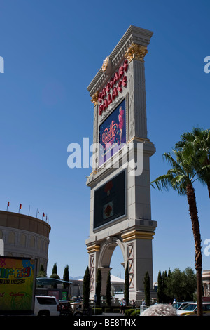 Panneaux publicitaires le Caesars Palace à Las Vegas, Nevada, USA Banque D'Images