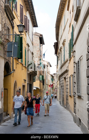 Le Corso, la rue principale de la vieille ville, Montepulciano, Toscane, Italie Banque D'Images