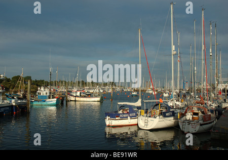 Port de Lymington, Hampshire, England, UK Banque D'Images