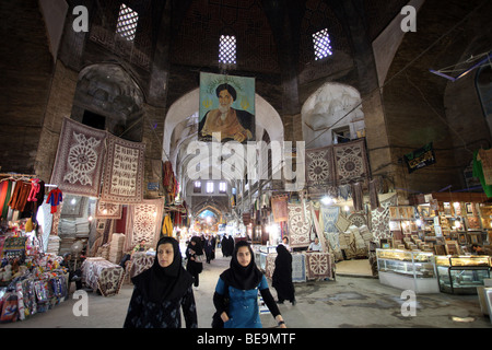 Iran, Ispahan (Ispahan ou Hispahan) : le bazar. (2009/06/16) Banque D'Images