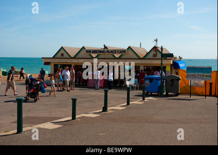 Café en front de mer à Brighton Banque D'Images