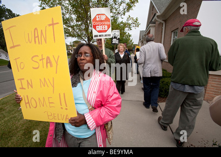 Les habitants de Detroit protester banque forclusion Banque D'Images