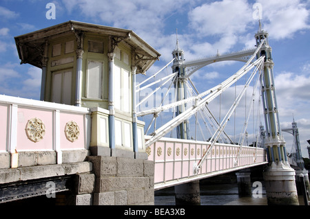 Albert Bridge, Chelsea, le quartier royal de Kensington et Chelsea, Greater London, Angleterre, Royaume-Uni Banque D'Images