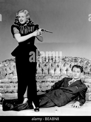 Dame SUR UN TRAIN - 1945 film Universal avec Deanna Durbin Banque D'Images