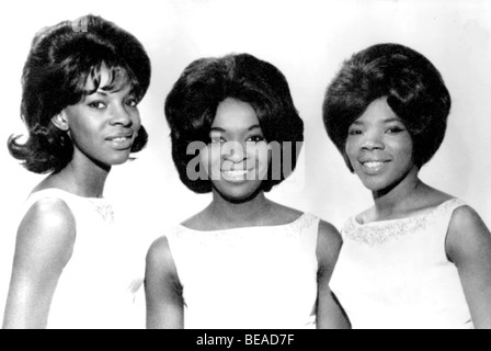 MARTHA REEVES ET LES VANDELLAS - groupe vocal nous vers 1964 Banque D'Images