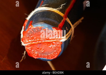 Vieille bouteille avec sceau en cire Quinta da gaivosa portugal douro Banque D'Images