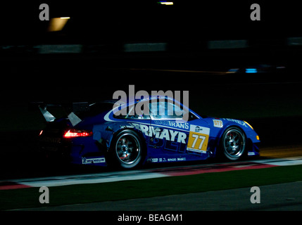 Le Mans Series 1000km de l'Algarve se déroulant pendant la nuit, à l'Autodromo Internacional do Algarve, près de Portimão Banque D'Images