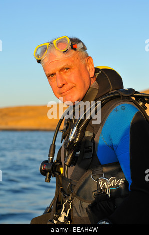 Plongée sous marine sur un bateau de plongée dans la baie de Tadjourah, golfe d'Aden Banque D'Images