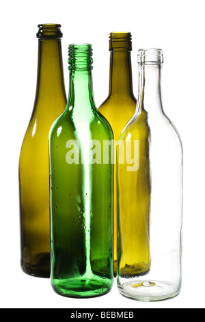 Diverses bouteilles de vin vide isolated on white Banque D'Images