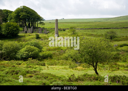 Patrimoine industriel ruines de moulins à poudre près de Postbridge, Dartmoor, dans le Devon, England, UK Banque D'Images