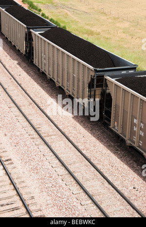 Les wagons chargés de charbon transportés de mines à proximité de centrales électriques dans le Wyoming Banque D'Images