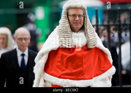 Les juges de procession à l'abbaye de Westminster à Londres juge de la Haute Cour Banque D'Images