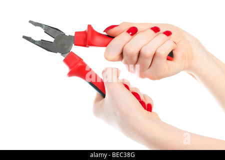 Femme part avec une pince. Isolé sur blanc. Banque D'Images