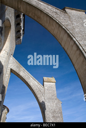 Arc de Saint Jouin de Marnes église abbatiale, Poitou Août 2009 Banque D'Images