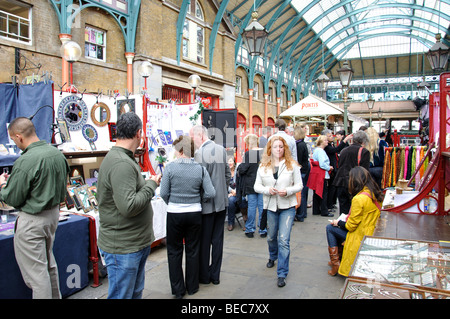 Marché de l'Apple, Covent Garden Market, Covent Garden, City of Westminster, London, England, United Kingdom Banque D'Images