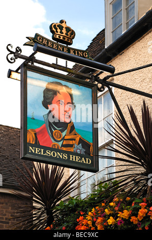 Enseigne de pub 'Nelson's Head, Crown Street, St Ives, Cambridgeshire, Angleterre, Royaume-Uni, Europe Banque D'Images