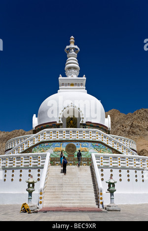 Shanti Stupa. Leh. Ladakh. L'Inde Banque D'Images