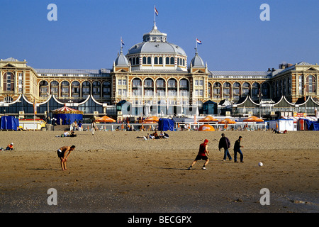 L''hôtel Steigenberger Kurhaus Hotel, un hôtel de luxe sur la plage de Scheveningen, une station balnéaire sophistiqués Den Haag voisins Banque D'Images