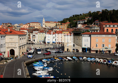 La Slovénie, Piran, marina, bateaux, vue générale Banque D'Images