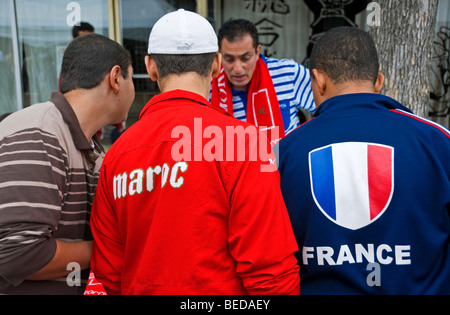 Foire de rue stands dans Le Petit Maghreb Montréal Canada Banque D'Images