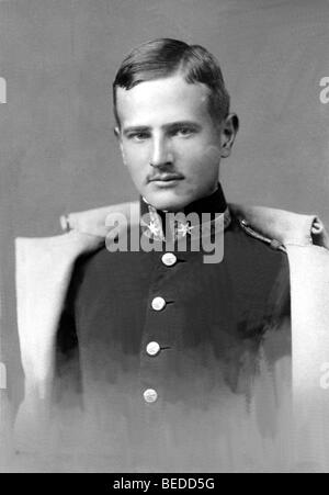 Photographie historique, portrait d'un jeune soldat portant un uniforme, vers 1917 Banque D'Images