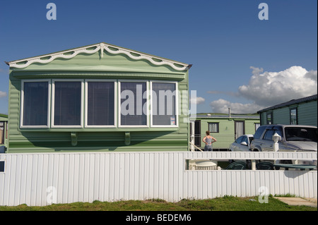 Caravanes mobile homes statique vert bandes-annonces sur un camping à Tywyn Gwynedd North Wales UK Banque D'Images