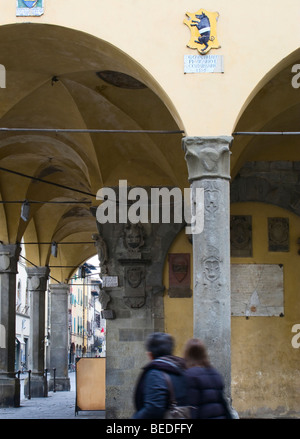 La vie de la rue San Giovanni Valdarno Banque D'Images