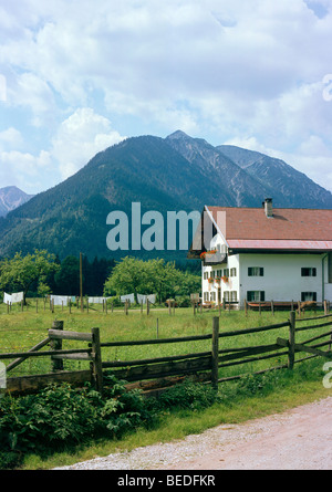 Utzschneiderhof ferme, Rahm, vallée de Graswangtal près de Oberammergau, Upper Bavaria, Germany, Europe Banque D'Images