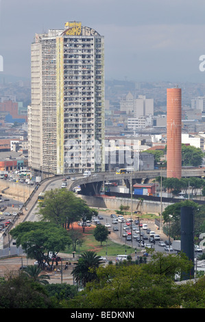 L'abandonné et d'être démoli Sao Vito immeuble de plusieurs étages dans le district de Bras, Sao Paulo, Brésil, Amérique du Sud Banque D'Images