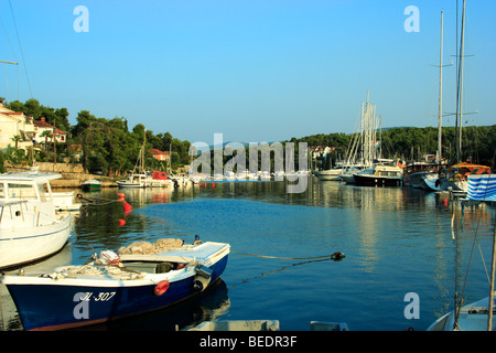 Dans Marina Vrboska sur l''île de Hvar, Croatie Banque D'Images