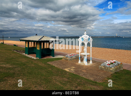 Fontaine de l'époque victorienne. Cowes, île de Wight, Angleterre, Royaume-Uni. Banque D'Images