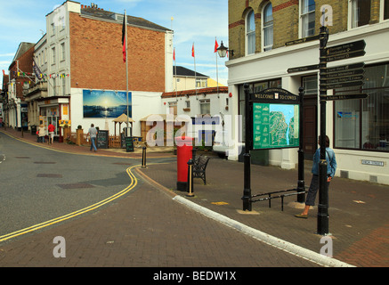 Cowes High Street. L'île de Wight, Angleterre, Royaume-Uni. Sept 09. Banque D'Images