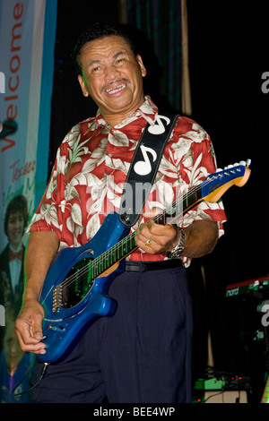 Guitariste de blues américain Sherman Robertson en live au Festival de Blues 2008 Tenby, Pays de Galles, Royaume-Uni Banque D'Images