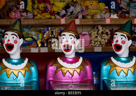 La bouche ouverte à la foire jeux clown Banque D'Images