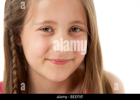 Studio Portrait of Smiling Girl Banque D'Images