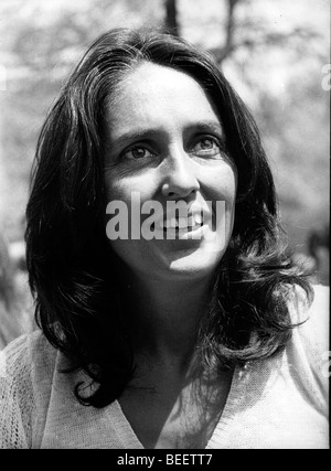 11 mai, 1975 ; New York, NY, USA, célèbre actrice et chanteuse grecque, Melina Mercuri photographié à Central Park lors de sa visite à Banque D'Images