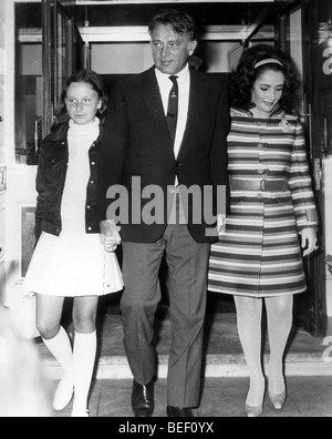 L'actrice Elizabeth Taylor et Richard Burton et sa fille Banque D'Images