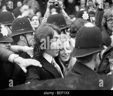 Singer Paul McCartney se marie avec Linda Eastman Banque D'Images