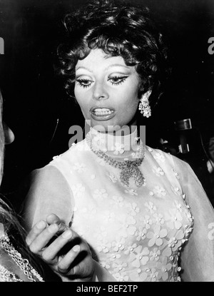 Actrice Sophia Loren à premiere film Banque D'Images