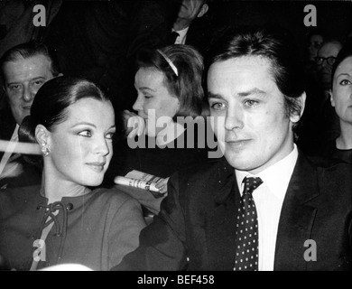 Aug 05, 1970 - Londres, Angleterre, Royaume-Uni - Alain DELON (né le 8 novembre 1935) est un acteur français primé Cesar. Banque D'Images