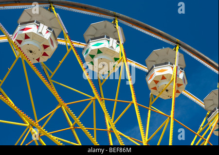 Grande roue à l'Evergreen State Fair close up de gondoles Monroe Washington State USA Banque D'Images