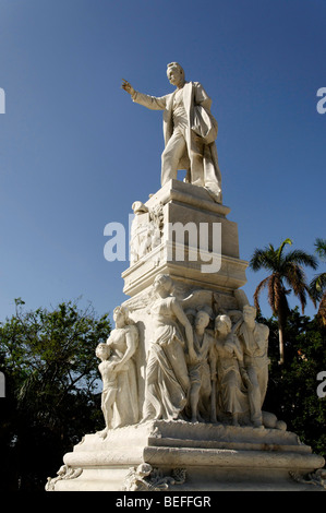 Jose Marti statue, Parque Central, La Havane, Cuba Banque D'Images