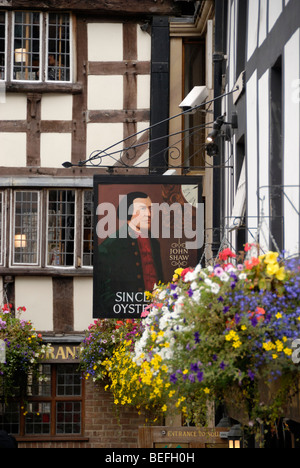 Sinclairs Bar à huîtres et Old Inn Wellington à Manchester, Angleterre, Royaume-Uni. Banque D'Images