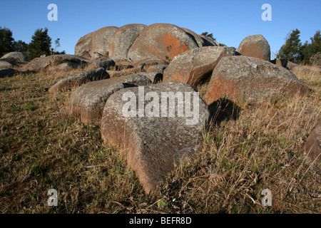 Les rochers de granit et Lochiel Kopje Dans Malolotja Parc National, Swaziland, Afrique du Sud Banque D'Images