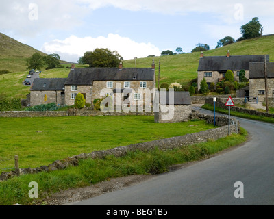 Village d'Ilam dans le Derbyshire, Angleterre, Royaume-Uni Banque D'Images