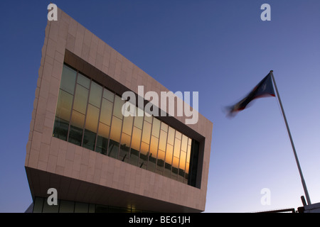Nouveau musée de Liverpool building le soir sur liverpools waterfront Merseyside England uk Banque D'Images